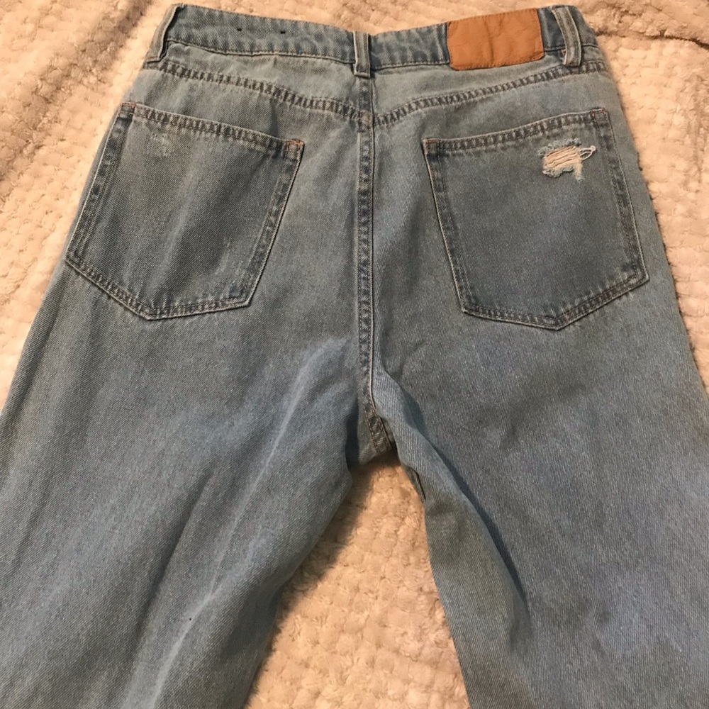 High waisted boyfriend jeans